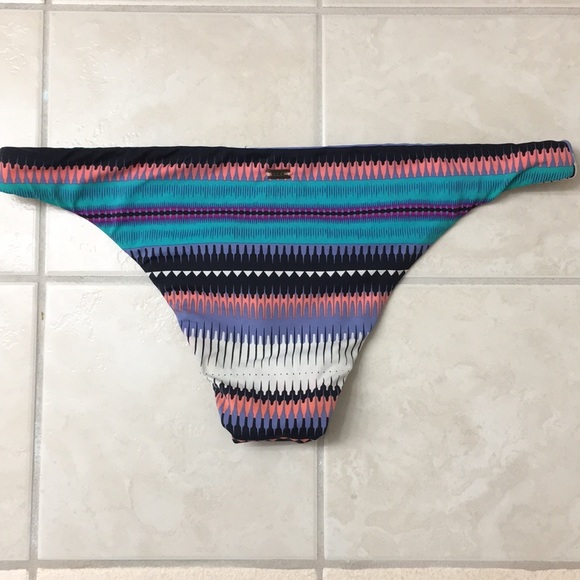 Reversible Roxy Bikini - Picture 2 of 4